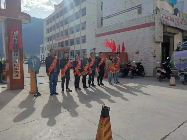 隴運集團(tuán)公司組織開展 “向祖國獻(xiàn)禮·志愿者在行動”主題志愿者服務(wù)活動