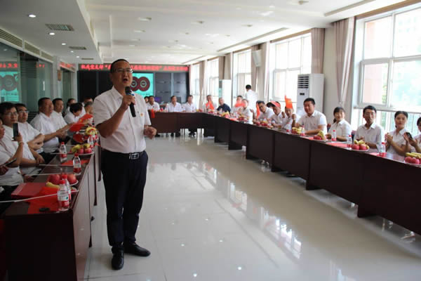 隴運集團(tuán)公司機關(guān)黨支部開展“慶·七一  知黨史  感黨恩  頌黨情”主題黨日活動