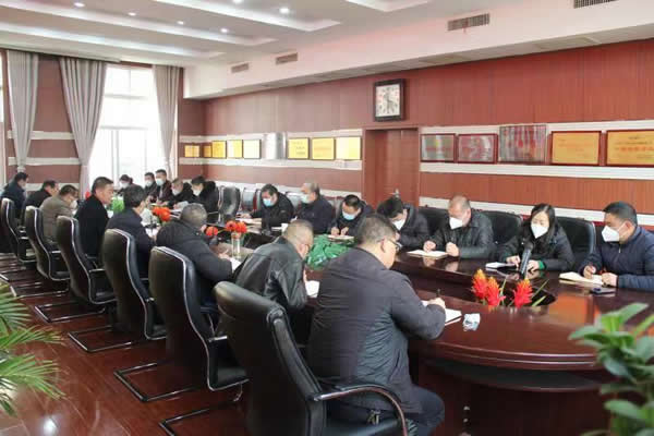 隴運集團(tuán)公司黨委召開理論中心組集中學(xué)習(xí)暨黨委（擴(kuò)大）會議